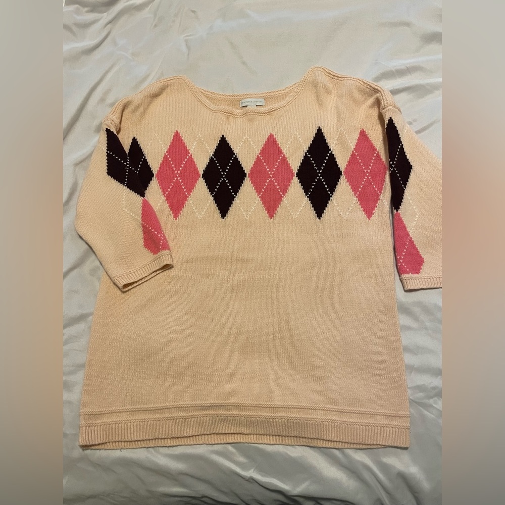 New York and Company 3/4 sleeve Sweater!